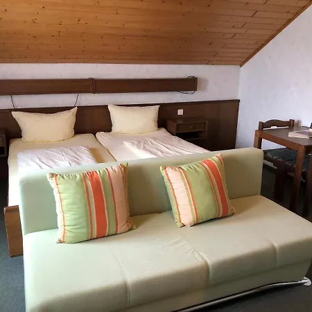 Pensjonat Gaestehaus Rehwinkel Allenbach