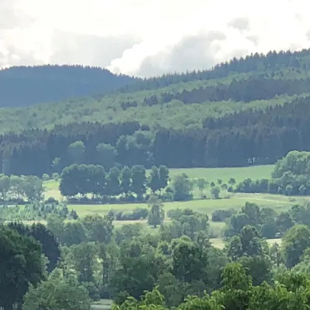 ゲストハウス Gaestehaus Rehwinkel Allenbach