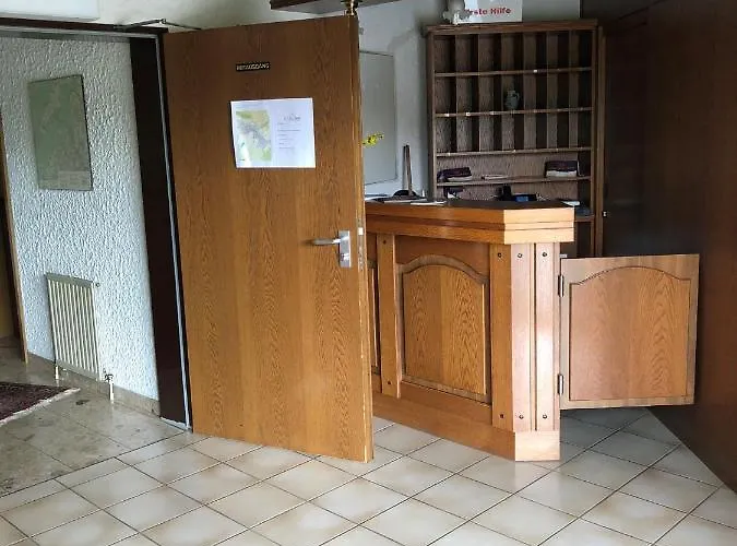 ゲストハウス Gaestehaus Rehwinkel 3*